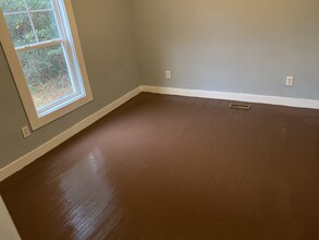 1321 Davis St, Unit 1327 in Fayetteville, NC - Building Photo - Building Photo