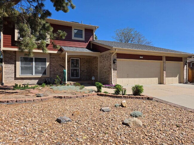 13995 E Idaho Pl in Aurora, CO - Building Photo - Building Photo