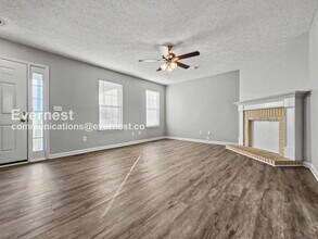 117 Thornwood Dr in Cartersville, GA - Building Photo - Building Photo