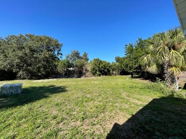 6024 1st St E in Bradenton, FL - Building Photo - Building Photo