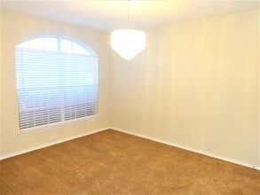 649 Babbling Brook Dr in Saginaw, TX - Building Photo - Building Photo