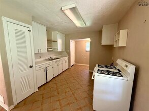 4354 Cunningham Dr in Wichita Falls, TX - Building Photo - Building Photo