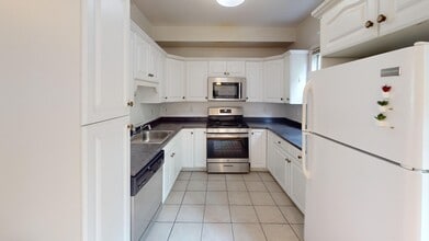 40 Pearl St, Unit 2 in Cambridge, MA - Building Photo - Building Photo
