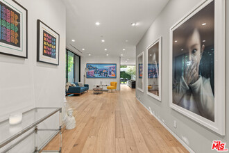 607 N Alta Vista Blvd in Los Angeles, CA - Building Photo - Building Photo