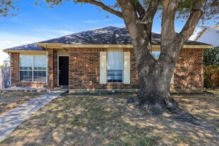 4349 Presto Cir in Grand Prairie, TX - Building Photo
