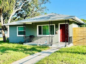 797 W Harbor Dr S in St. Petersburg, FL - Building Photo