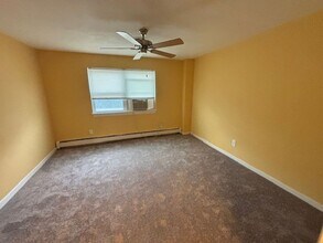 812 Indiana Ave in Glassport, PA - Building Photo - Building Photo