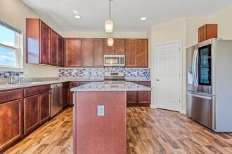 418 Sawgrass Ct in St. Charles, MO - Building Photo - Building Photo