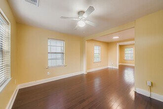 1209 E 9th St in Austin, TX - Building Photo - Building Photo