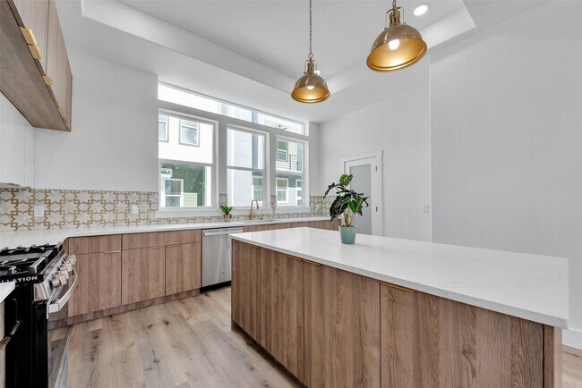 property at 1805 Emir St