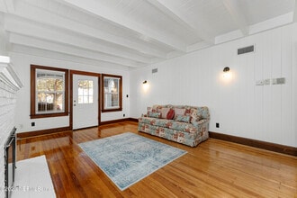 1058 Beach Ave in Atlantic Beach, FL - Building Photo - Building Photo
