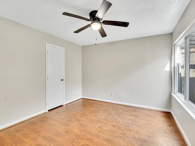 19734 Lake Hollow Ln in Houston, TX - Building Photo - Building Photo