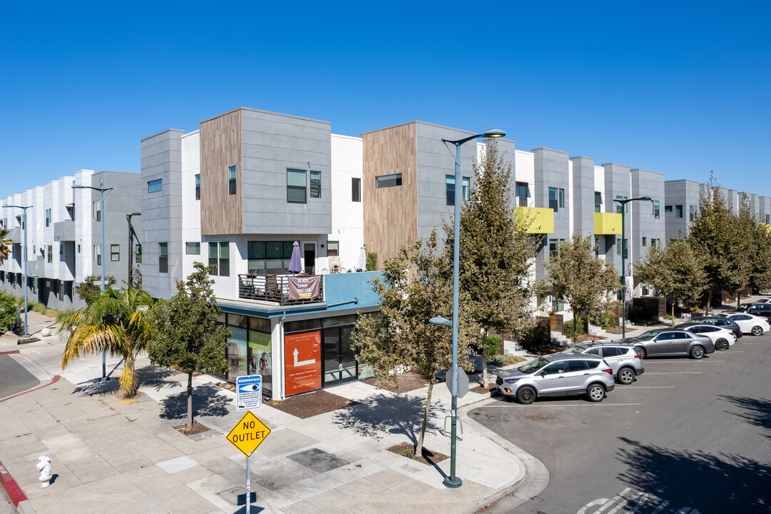 Station House in Oakland, CA - Building Photo