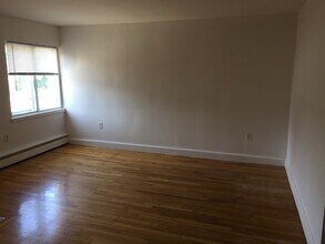 1057 Main St-Unit -8 in Walpole, MA - Building Photo - Building Photo