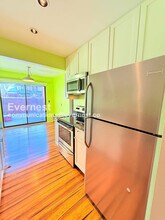 1129 Kirts Blvd in Troy, MI - Building Photo - Building Photo