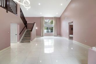 1142 NW 141st Ave in Pembroke Pines, FL - Building Photo - Building Photo