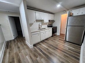 905 Southwest Ave in Johnson City, TN - Foto de edificio - Building Photo