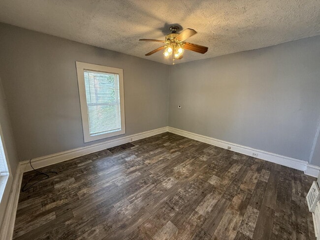 820 Geneva Ave SE in Grand Rapids, MI - Building Photo - Building Photo