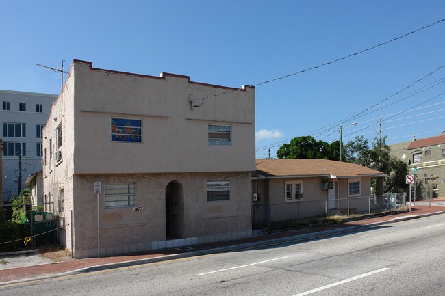 1470 SW 7th St in Miami, FL - Building Photo - Building Photo