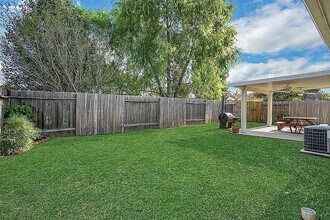 32126 Annice Ln in Pinehurst, TX - Building Photo - Building Photo