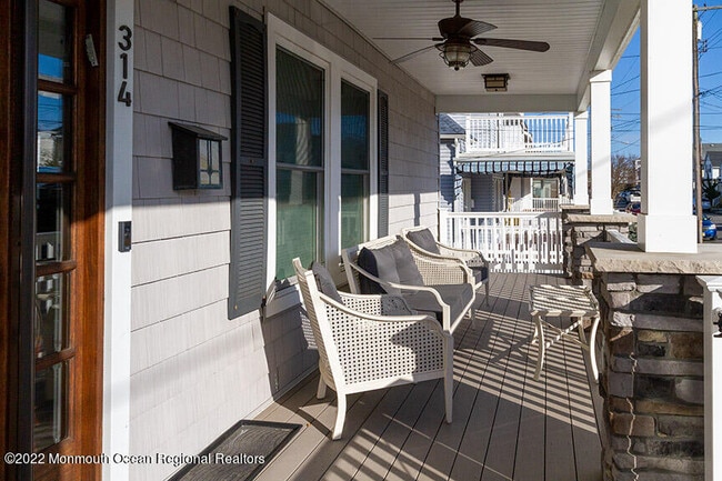 314 Park Pl Ave in Bradley Beach, NJ - Building Photo - Building Photo