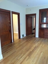 2311 N Avers Ave, Unit 2 in Chicago, IL - Building Photo - Building Photo