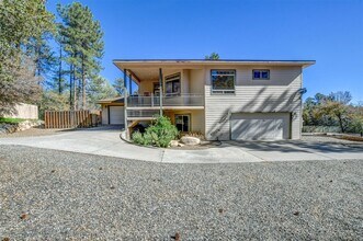 1010 Blue Jay Dr in Prescott, AZ - Building Photo - Building Photo