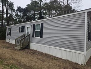 111 Merrywood Dr in Goldsboro, NC - Building Photo - Building Photo