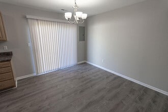 4014 Arctic Fox Dr in Columbia, MO - Building Photo - Building Photo