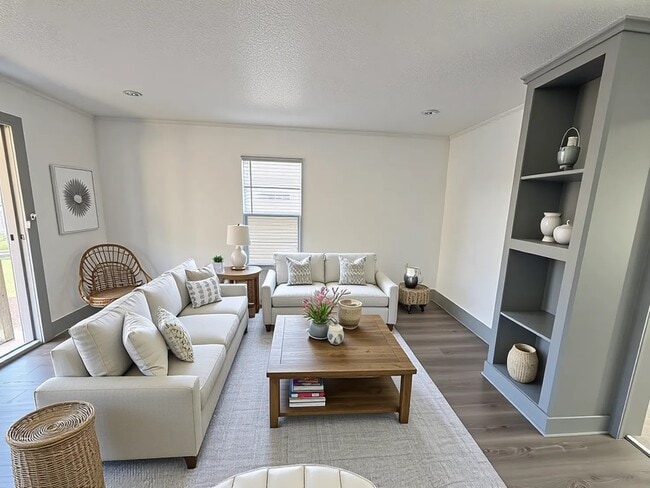 608 E 4th St in Sweeny, TX - Building Photo - Building Photo