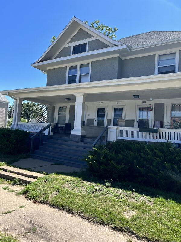 property at 1215 2nd Ave SE