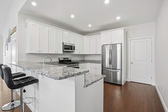 52 Logan's Run in Millbury, MA - Building Photo - Building Photo