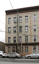 95 School St in Yonkers, NY - Building Photo - Building Photo