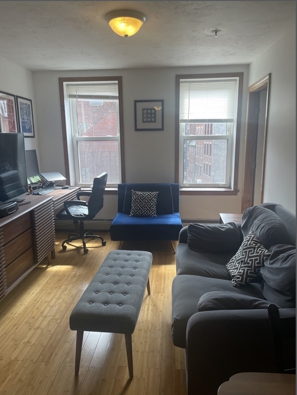 property at 14 Fleet St