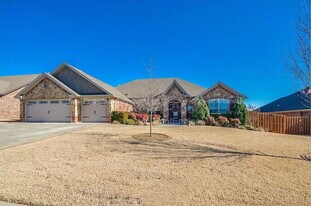 2705 SW Glenn Ridge Rd in Bentonville, AR - Building Photo