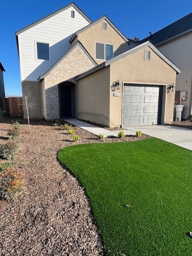 30514 Delancy Rd in Visalia, CA - Building Photo - Building Photo