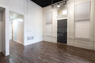 518 E Douglas Ave-Unit -1 in Wichita, KS - Building Photo - Building Photo