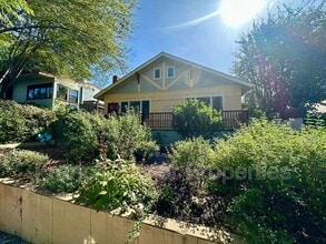 441 E 7th Ave in Escondido, CA - Building Photo - Building Photo