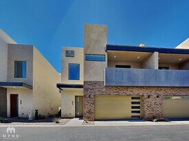 901 S Smith Rd in Tempe, AZ - Building Photo
