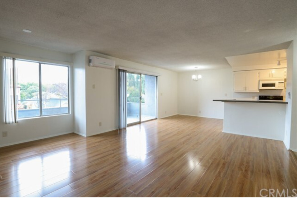 642 N West Knoll Dr. Apartments in West Hollywood, CA - Building Photo
