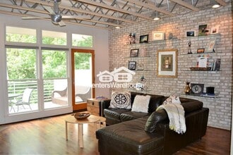 1329 Peachtree View NE in Atlanta, GA - Building Photo - Building Photo