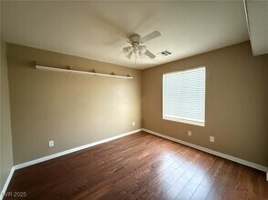 9061 Winchester Ridge St in Las Vegas, NV - Building Photo - Building Photo