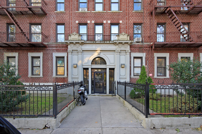 446 Saint John Pl in Brooklyn, NY - Foto de edificio - Building Photo