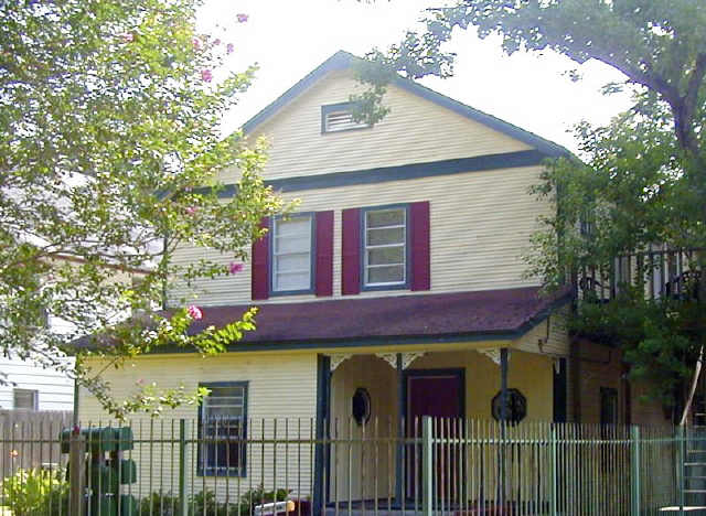 230 Cortland St in Houston, TX - Foto de edificio