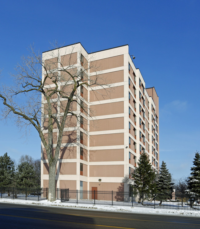 Warren West Apartments in Detroit, MI - Foto de edificio - Building Photo