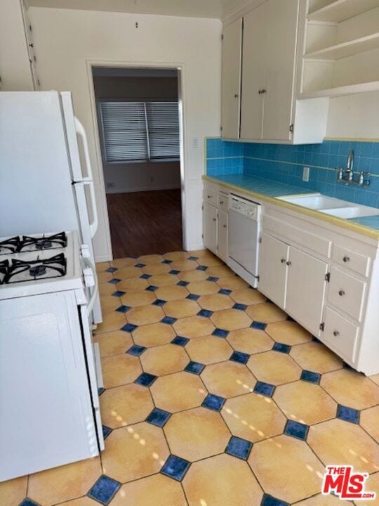 2103 Oak St in Santa Monica, CA - Building Photo - Building Photo