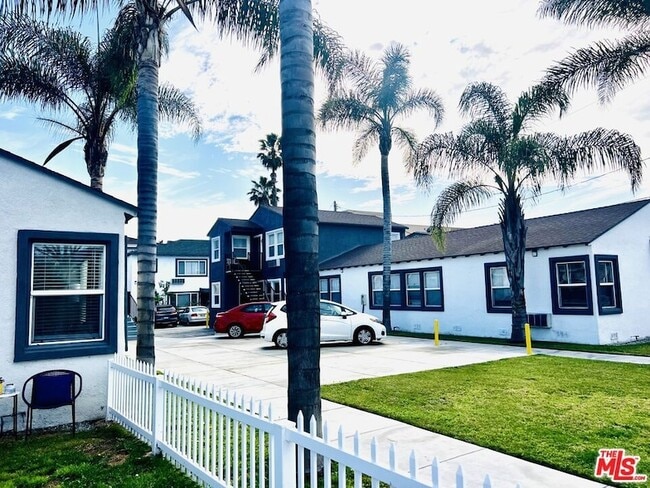 600 E Chevy Chase Dr, Unit 3107 in Glendale, CA - Building Photo - Building Photo