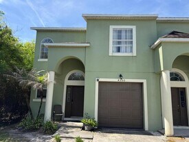 4300 Paradise Cove Ct in Kissimmee, FL - Building Photo