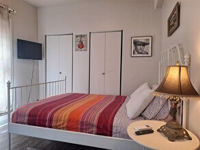 1906 San Gabriel St in Austin, TX - Building Photo - Building Photo