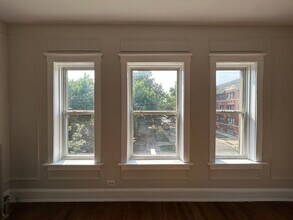 2648 N Spaulding Ave, Unit 2 in Chicago, IL - Building Photo - Building Photo